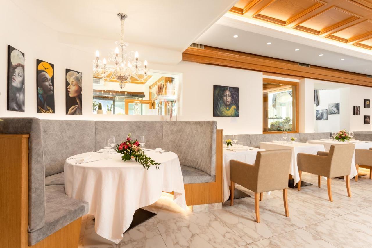 Hotel Pareda Канацеї Екстер'єр фото