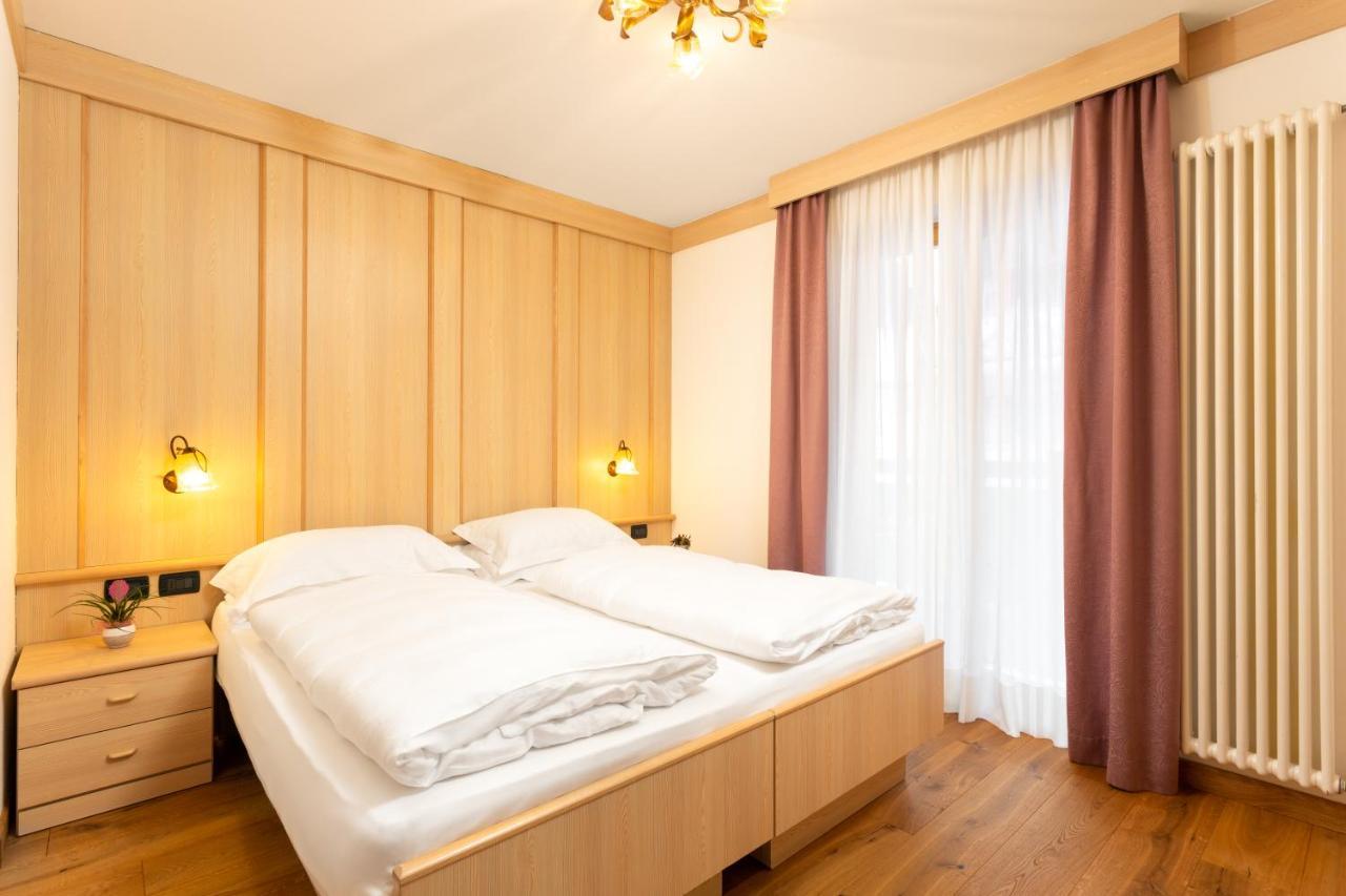 Hotel Pareda Канацеї Екстер'єр фото