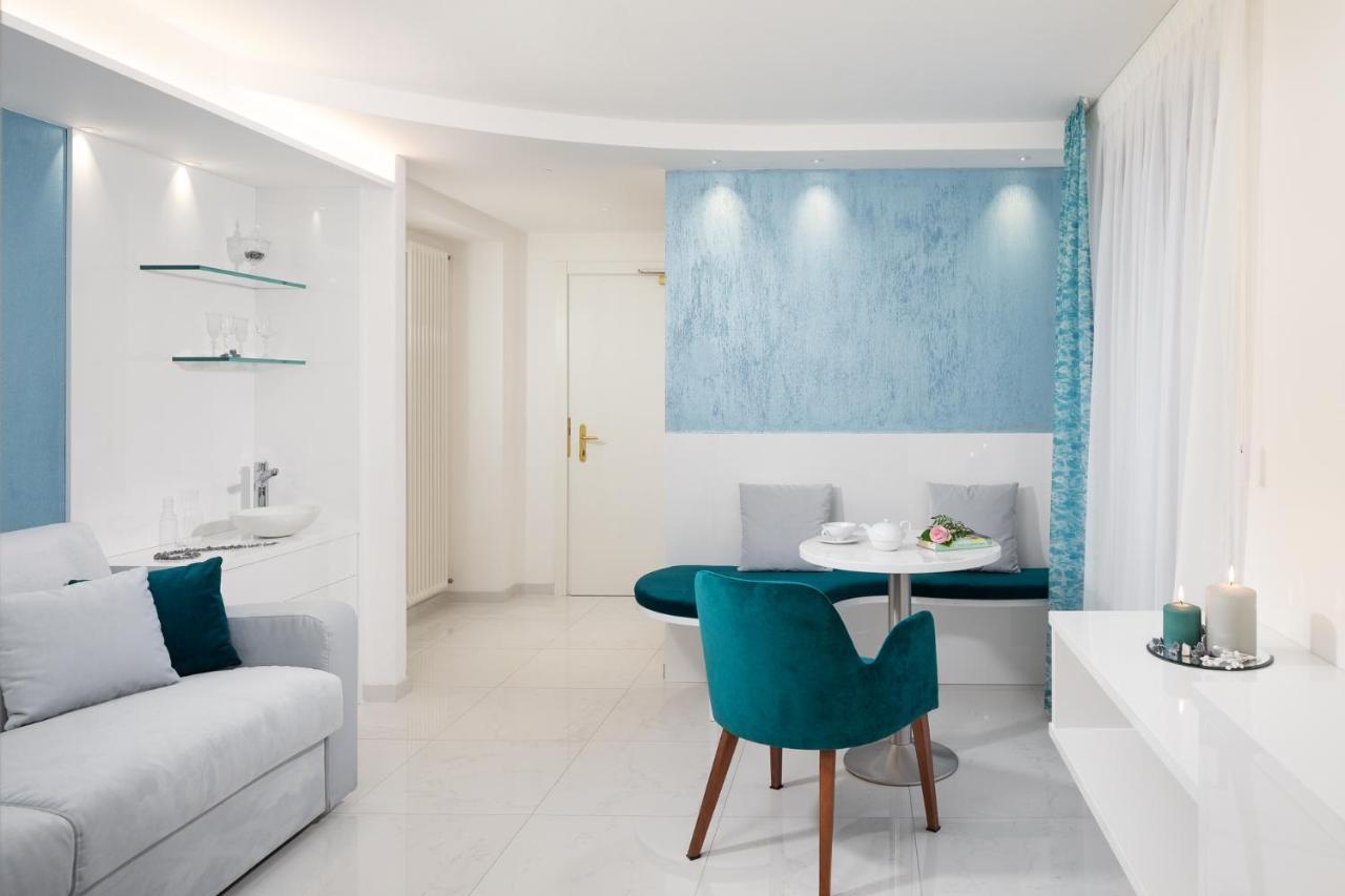 Hotel Pareda Канацеї Екстер'єр фото