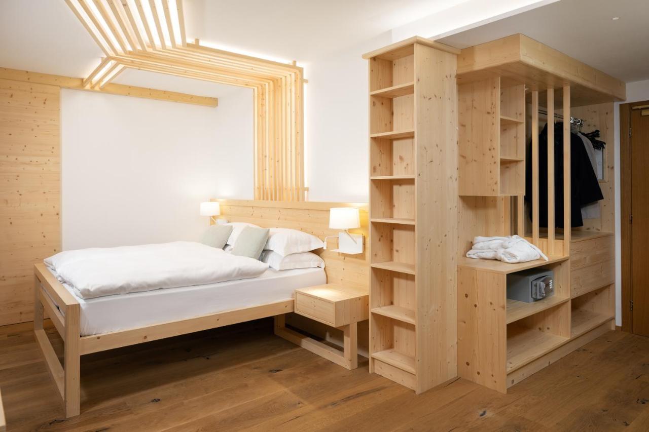 Hotel Pareda Канацеї Екстер'єр фото