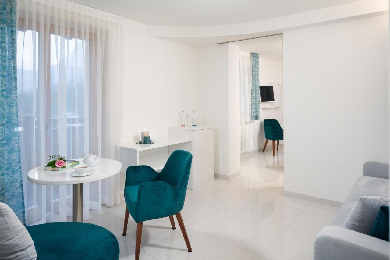 Hotel Pareda Канацеї Екстер'єр фото