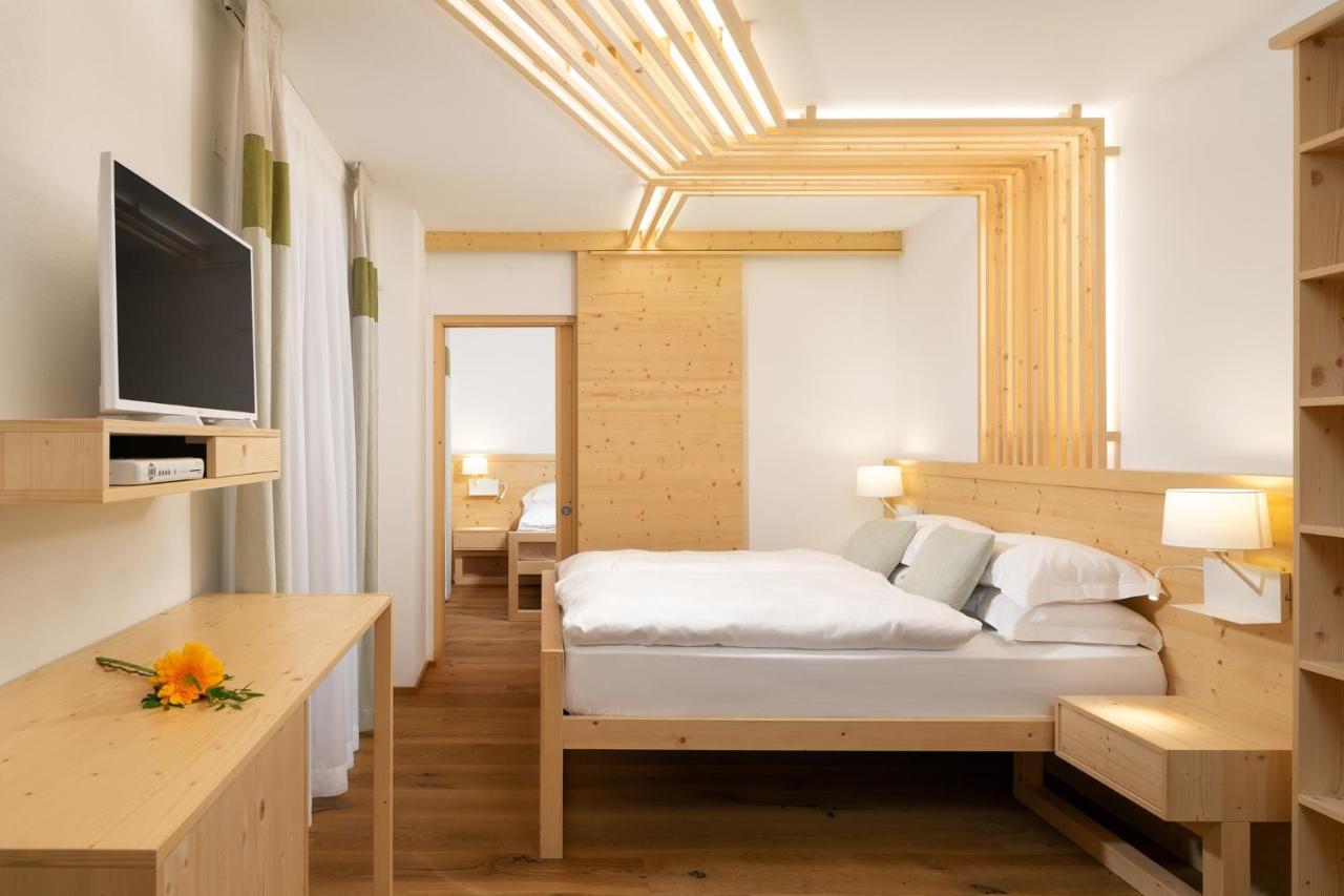 Hotel Pareda Канацеї Екстер'єр фото